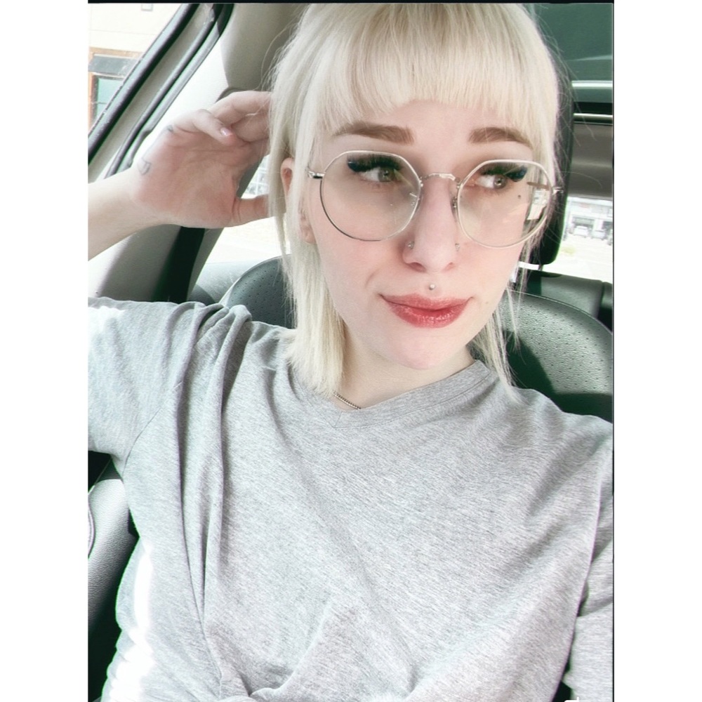 Meet your Posher, Jordyn